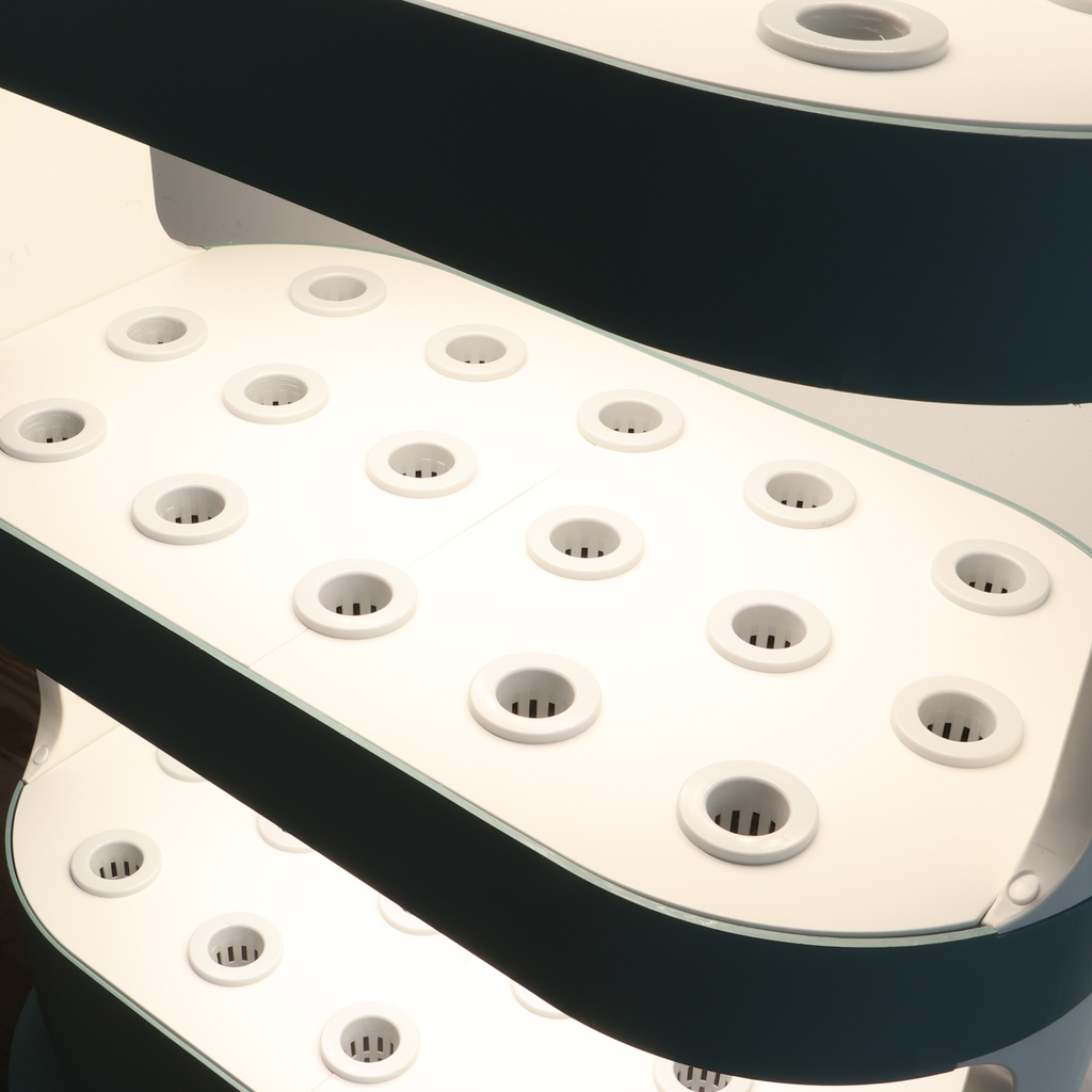 Hydroponic tower with 64 planting holes - indoor, LED lighting, casters