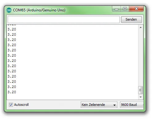 Serieller Monitor der Arduino IDE mit sekundenweise ausgegebenen Spannungswerten