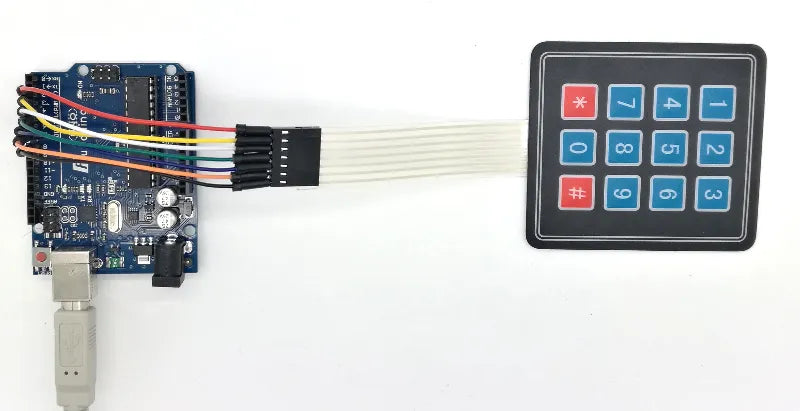 Matrix-Tastenfeld mit 16 Tasten, angeschlossen an einen Arduino