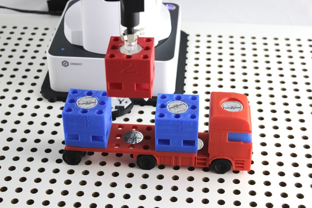 Modulo didattico DOBOT Magician - produzione di camion