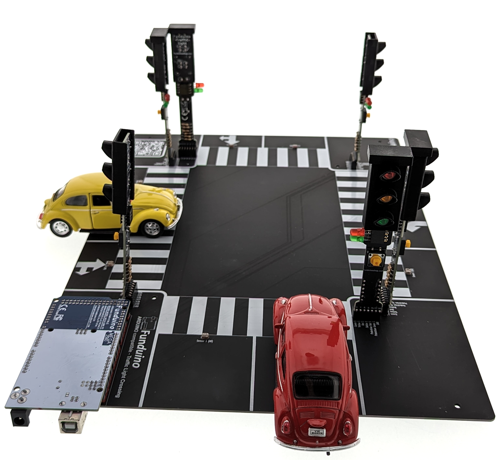 Funduino traffic light intersection - 12 LEDs, plug-on module for MEGA 2560 R3