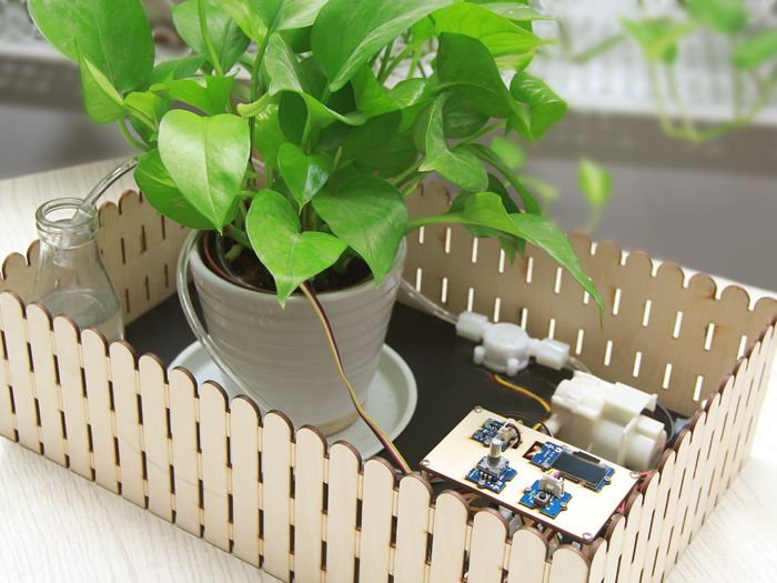 Grove - Kit intelligent d’entretien / d’arrosage des plantes pour Arduino