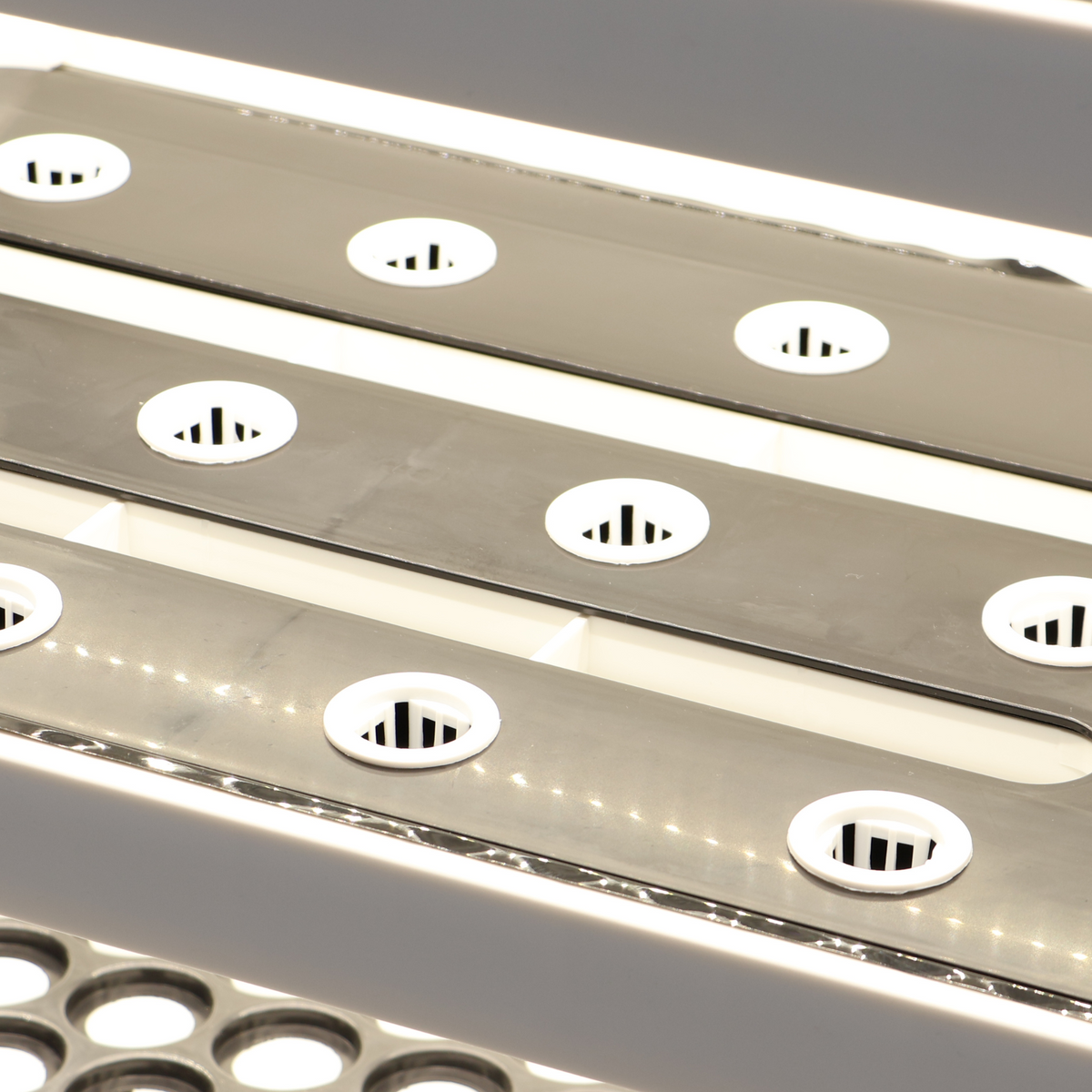 Hydroponiksystem - 157 Pflanzlöcher, LED-Wachstumslicht