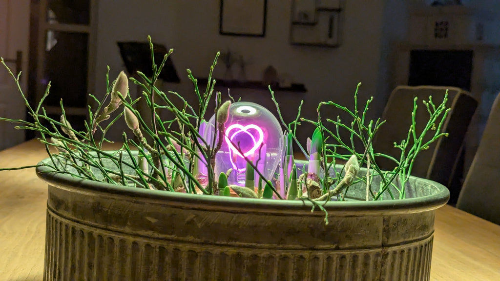LED decorative lamp - glass bulb shape, USB battery, various designs