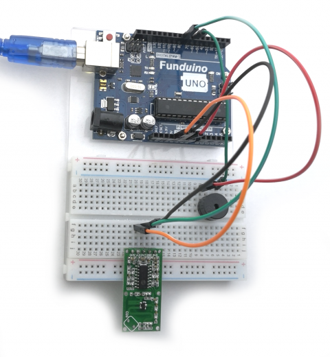 Schaltplan: RCWL-0516 und Piezo-Lautsprecher am Arduino UNO
